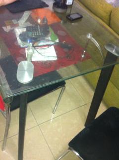 谁知道这种玻璃餐桌用……